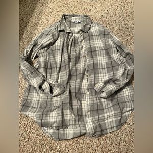 Old Navy Women’s Button Up